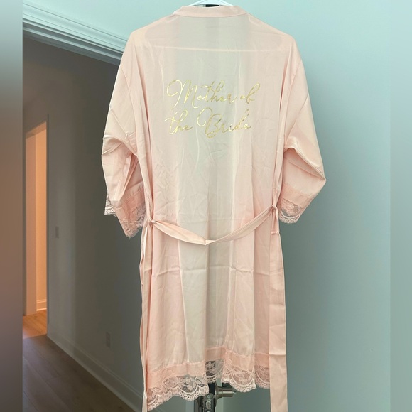 Brand new. Mother of the bride robe. Rose color with gold foil print. One size - Picture 2 of 2
